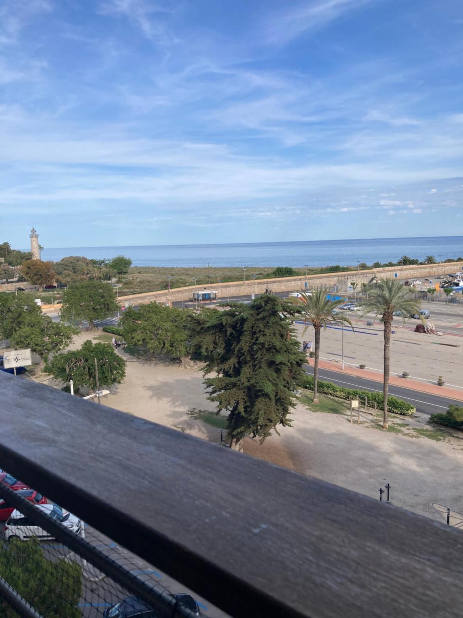 Beach Apartment Vilanova i la Geltrú Exteriör bild