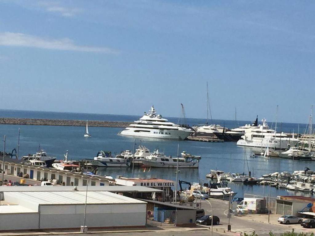 Beach Apartment Vilanova i la Geltrú Exteriör bild